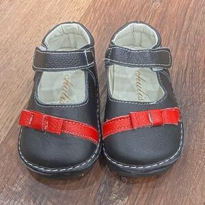Chulis Black Leather Mary Jane’s Red Bow Velcro Toddler Walker 4 Baby